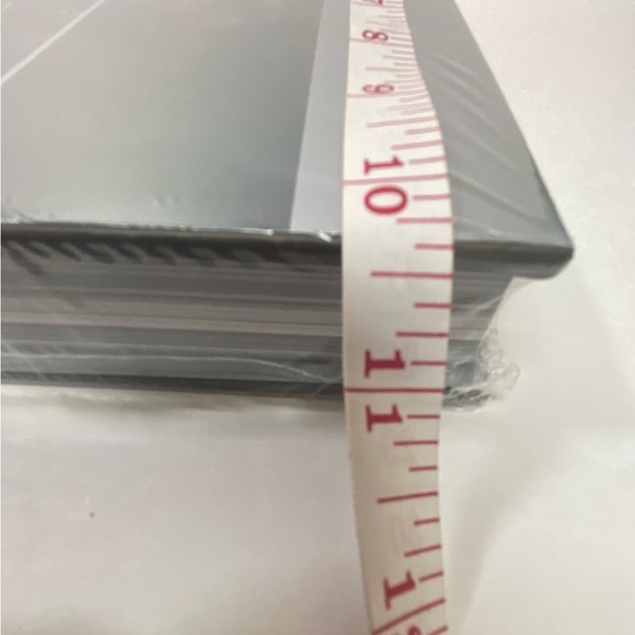 The Cinematic Art of World of Warcraft: Volume I - Picture 7 of 8